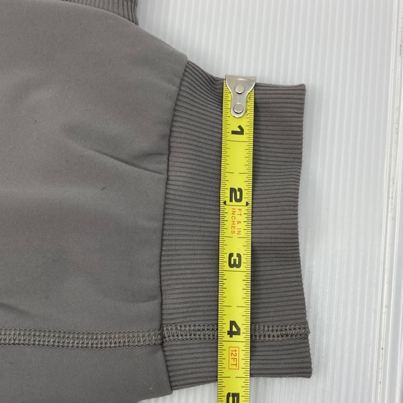 Vuori Daily Jogger High Rise S403 - Picture 3 of 9